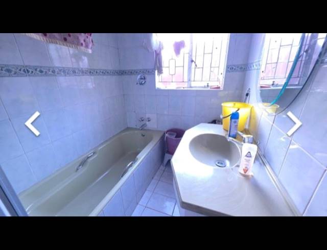 4 BEDROOM HOUSE FOR SALE IN LAUDIUM